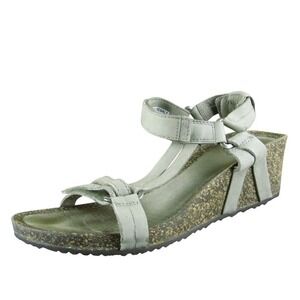 Teva Women's Ysidro Universal‎ Wedge Sandal Beige Taupe Size 7